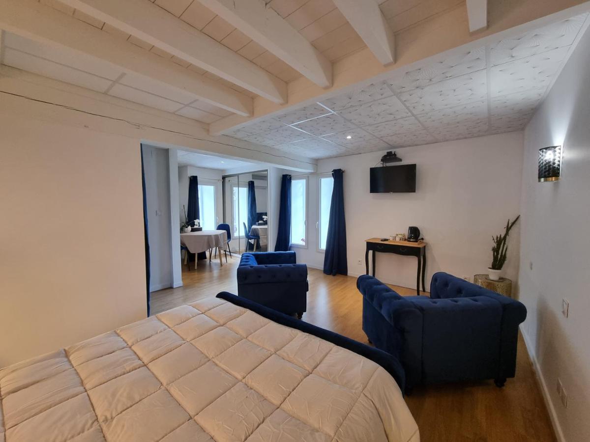Le Manoir- Cluny Bed & Breakfast Bagian luar foto